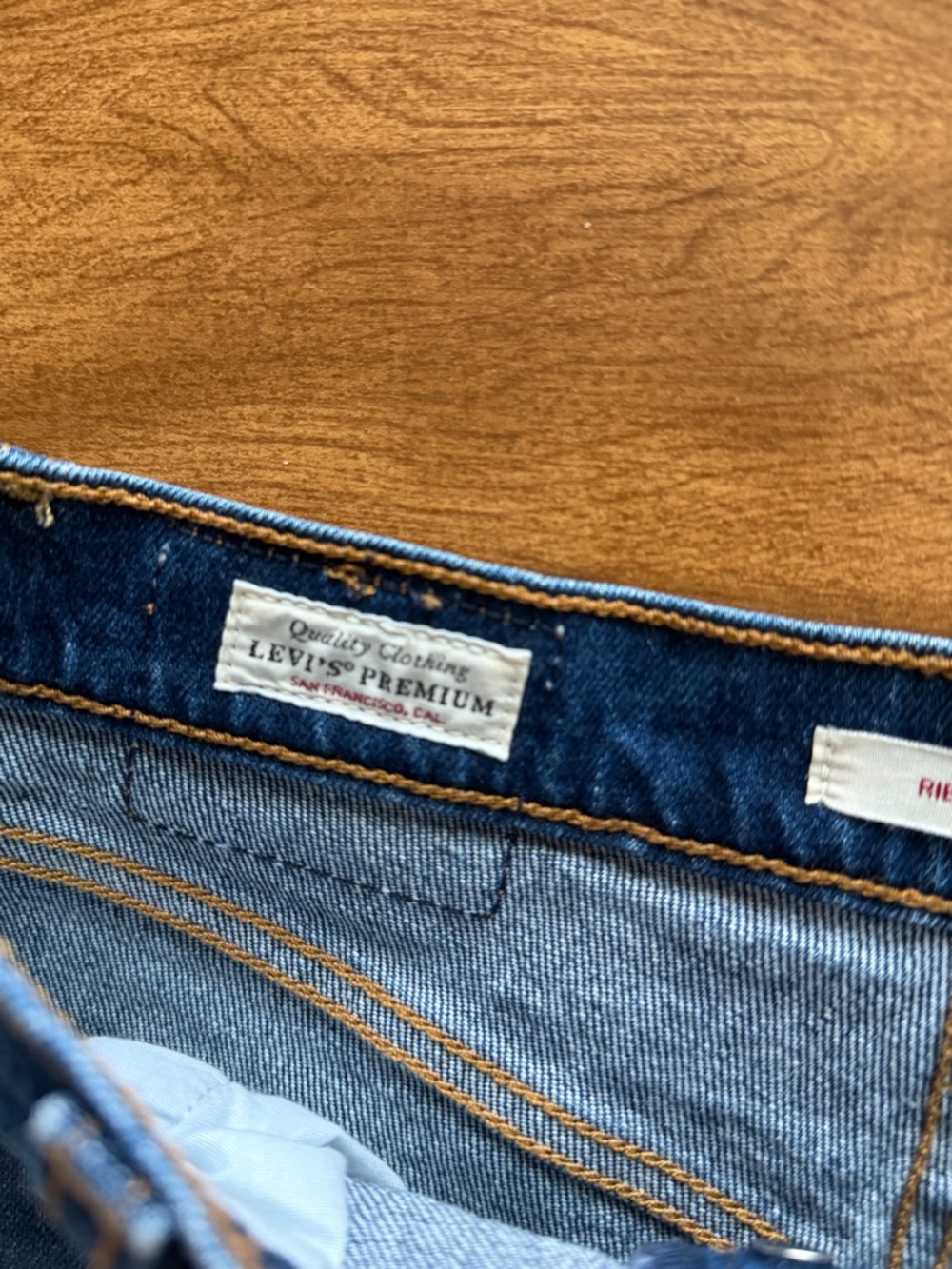 Levi’s Ribcage Denim Shorts High Rise Distressed Cut Off 26 Y2K - Picture 9 of 11